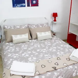 https://ariel-apartment-ortigia-siracusa.sicilyhotelsitaly.net